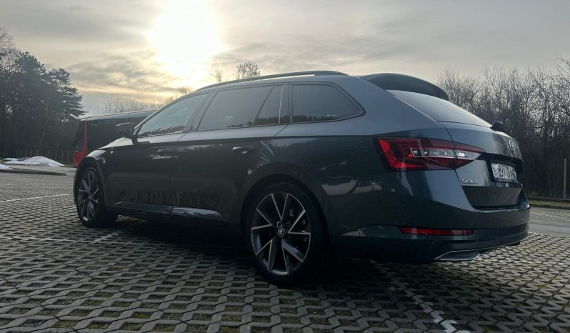 Škoda Superb 2.0tdi SPORTLINE, EKSTRA STANJE full