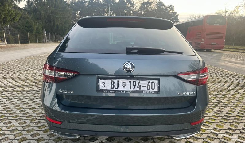 Škoda Superb 2.0tdi SPORTLINE, EKSTRA STANJE full
