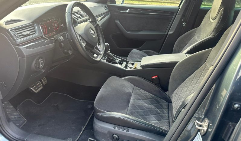 Škoda Superb 2.0tdi SPORTLINE, EKSTRA STANJE full
