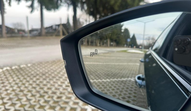 Škoda Superb 2.0tdi SPORTLINE, EKSTRA STANJE full