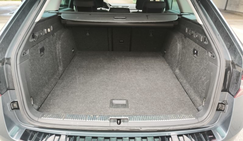Škoda Superb Combi 2,0 TDi, DSG, Virtual, 140kw, EKSTRA STANJE full