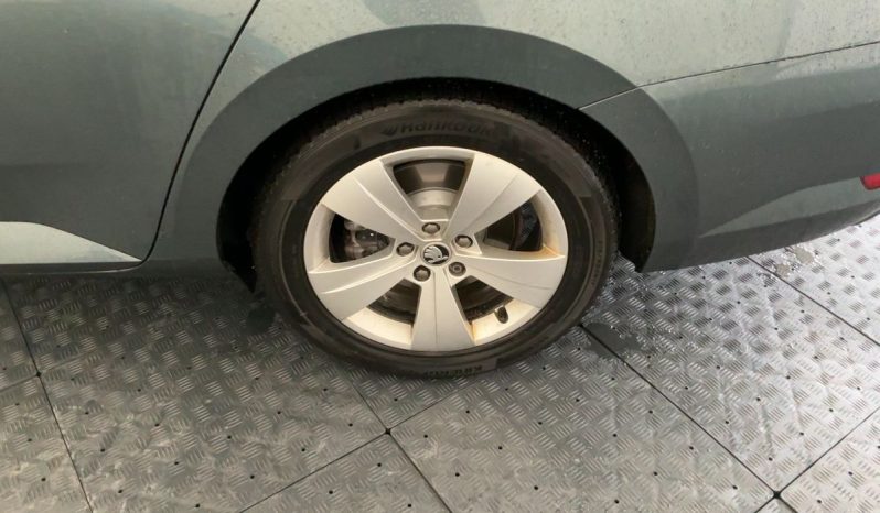 Škoda Superb Combi 2,0 TDi, DSG, 140kw, EKSTRA STANJE, U DOLASKU full