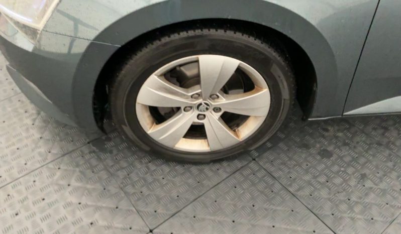 Škoda Superb Combi 2,0 TDi, DSG, 140kw, EKSTRA STANJE, U DOLASKU full