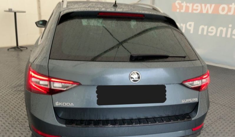 Škoda Superb Combi 2,0 TDi, DSG, 140kw, EKSTRA STANJE, U DOLASKU full