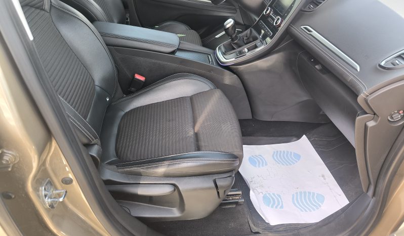 Renault Scenic 1,6dCi 130, BOSE, FULL LED, VRHUNSKO STANJE full