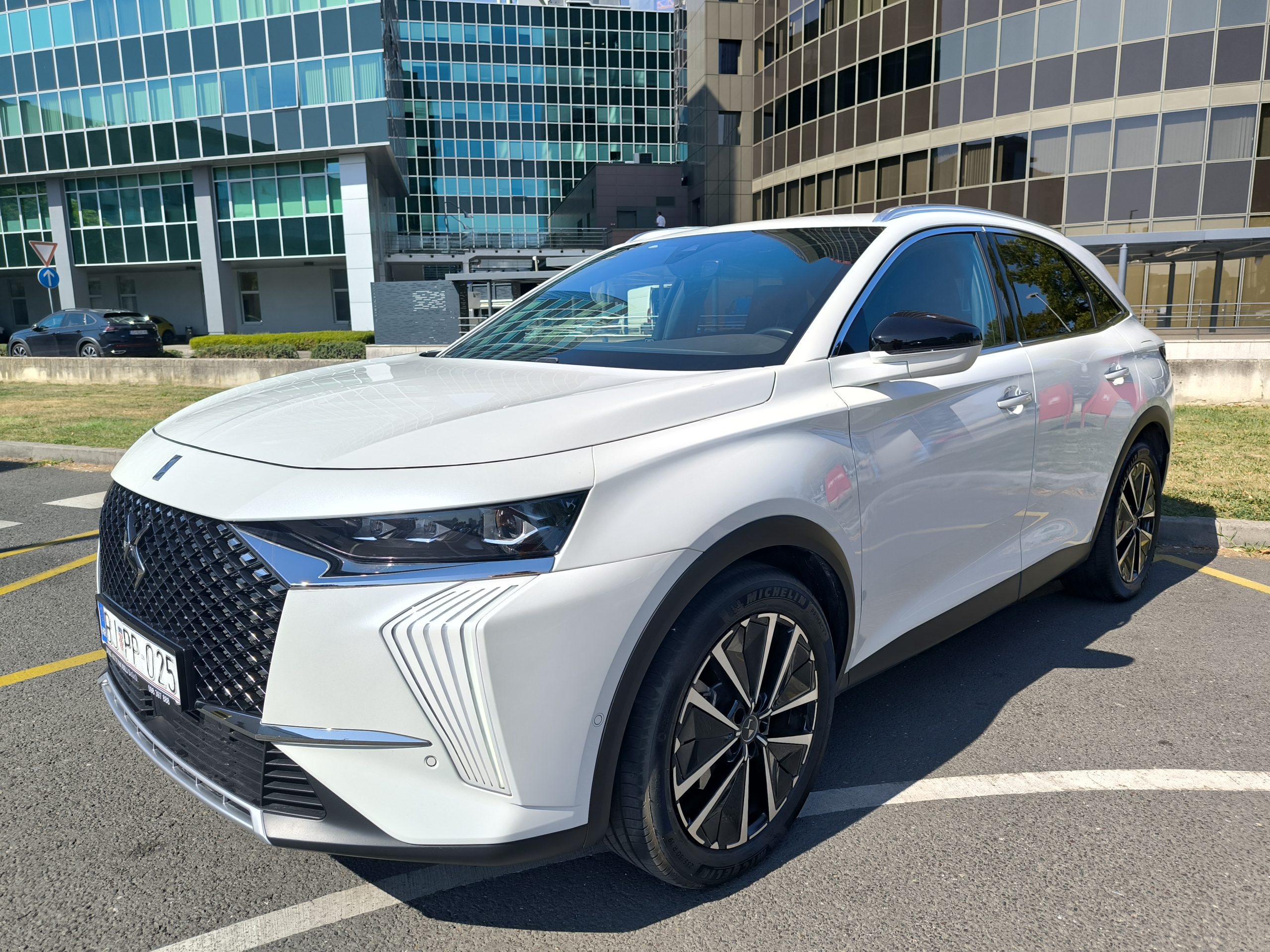 DS Automobiles DS7 Crossback