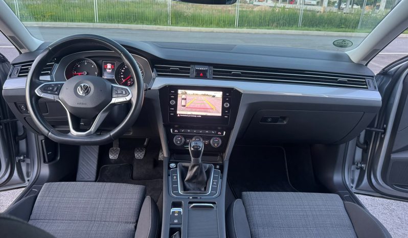Volkswagen Passat 2.0Tdi , Business , SAMO 73,000km full