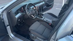 Volkswagen Passat 2.0Tdi , Business , SAMO 73,000km full